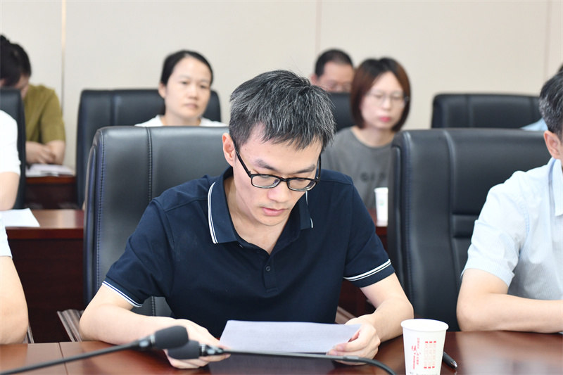 郑媛媛家属发言.JPG